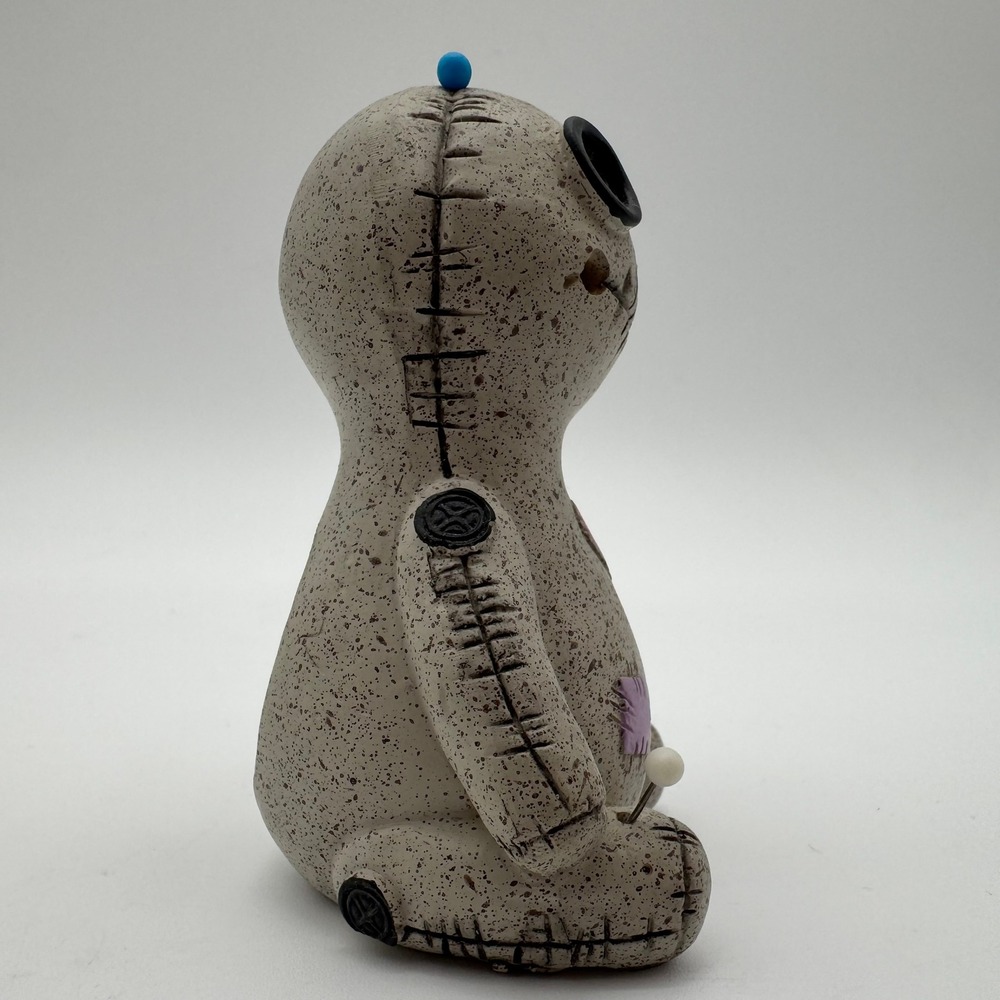 Voodoo Doll Ceramic Candle Holder Halloween Gothic Decor Pin Cushion Figure - Picture 4 of 4